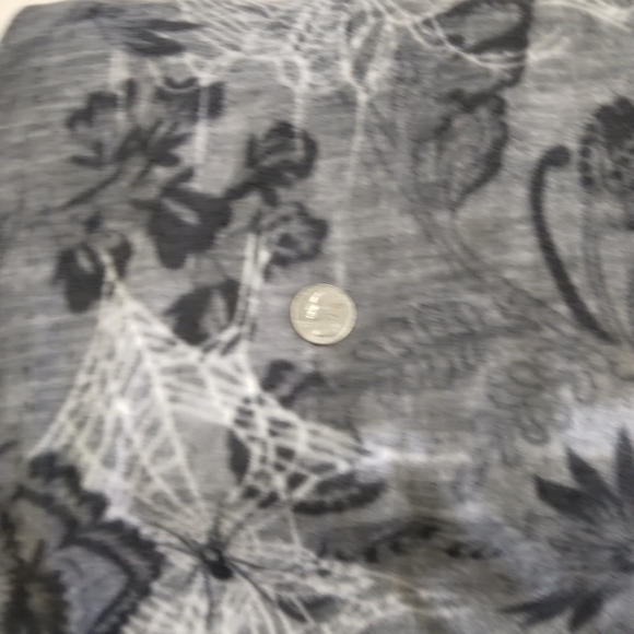 FABRIC Mid Wgt Soft HAND fleece In Spooky Webs Floral, The Last Off The Bolt - Picture 7 of 12